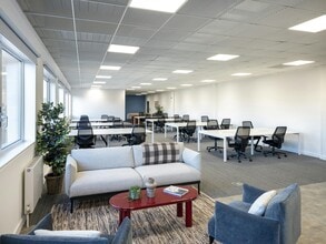 60 South Gyle Crescent, Edinburgh à louer Photo du bâtiment- Image 2 de 10