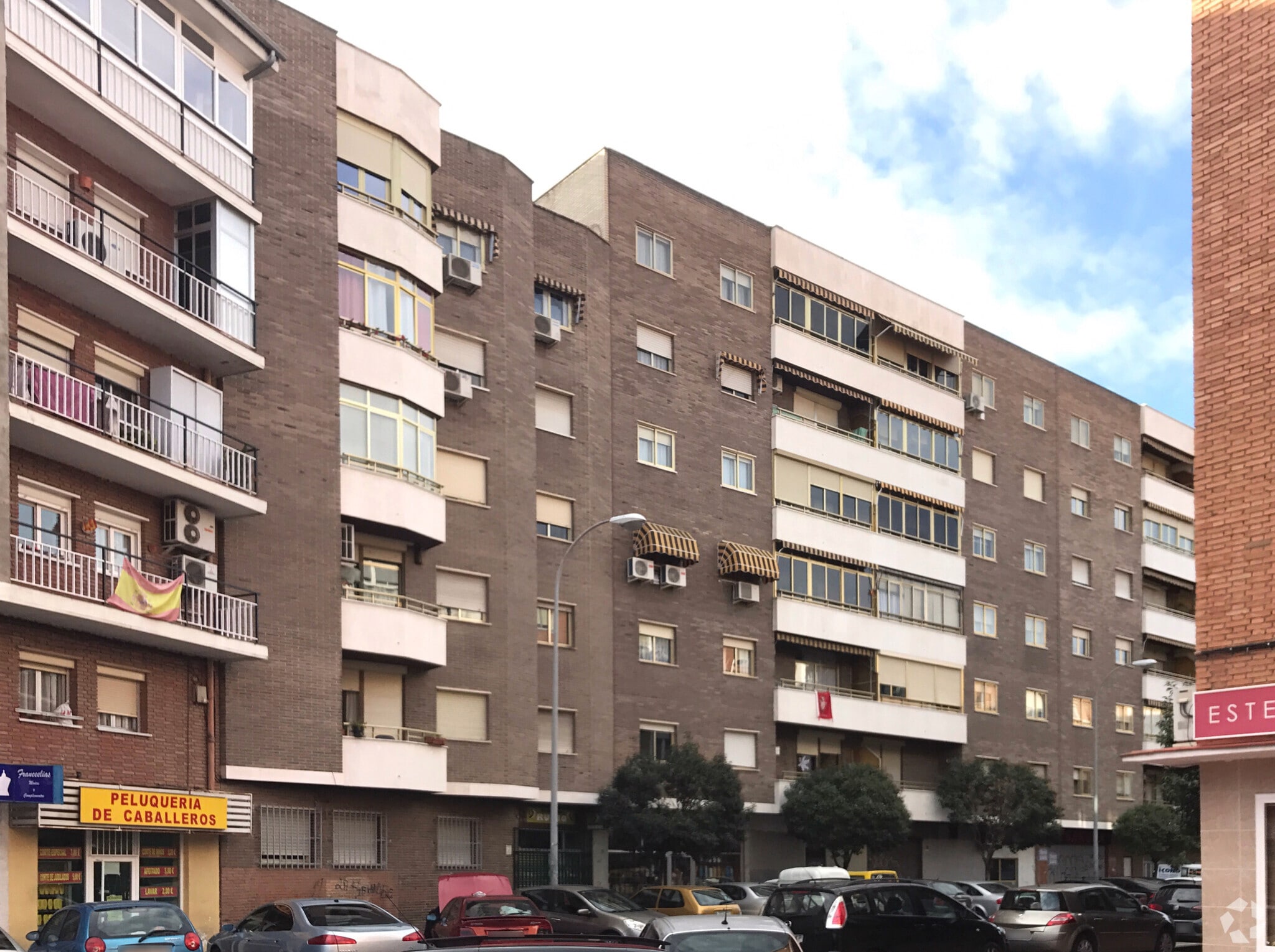 Retail in Alcalá de Henares, Madrid for lease Primary Photo- Image 1 of 3