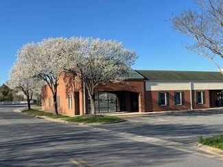 Plus de détails pour 4800-5132 Southpoint Pky, Fredericksburg, VA - Bureau/Commerce de détail, Commerce de détail à louer