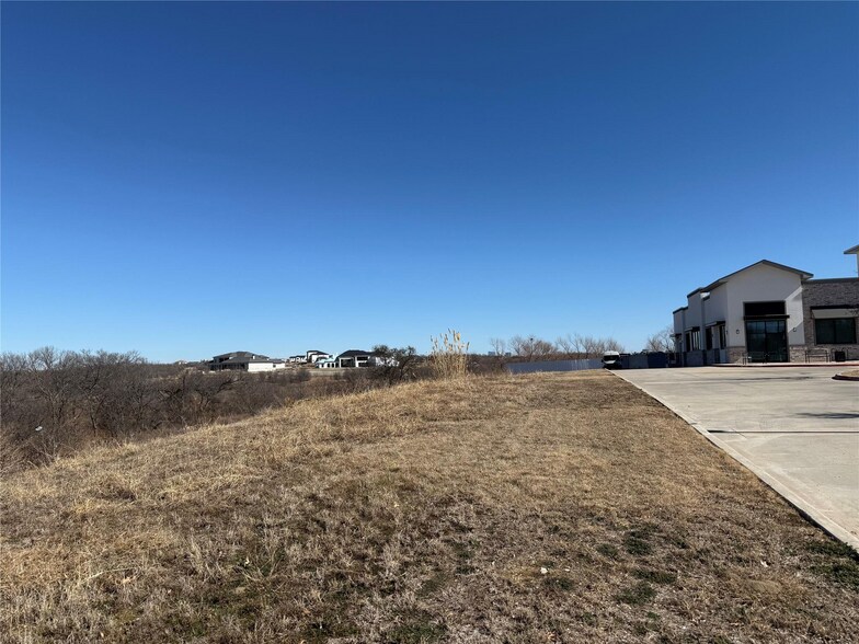 0000 Overlake Dr, The Colony, TX à vendre - Photo du bâtiment - Image 1 de 4