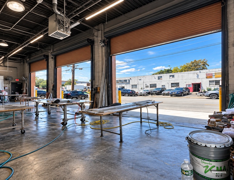 10-12 Niagara Ave, Freeport, NY for lease - Building Photo - Image 1 of 7