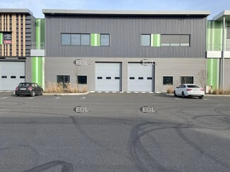 Plus de détails pour Local d'activités à louer