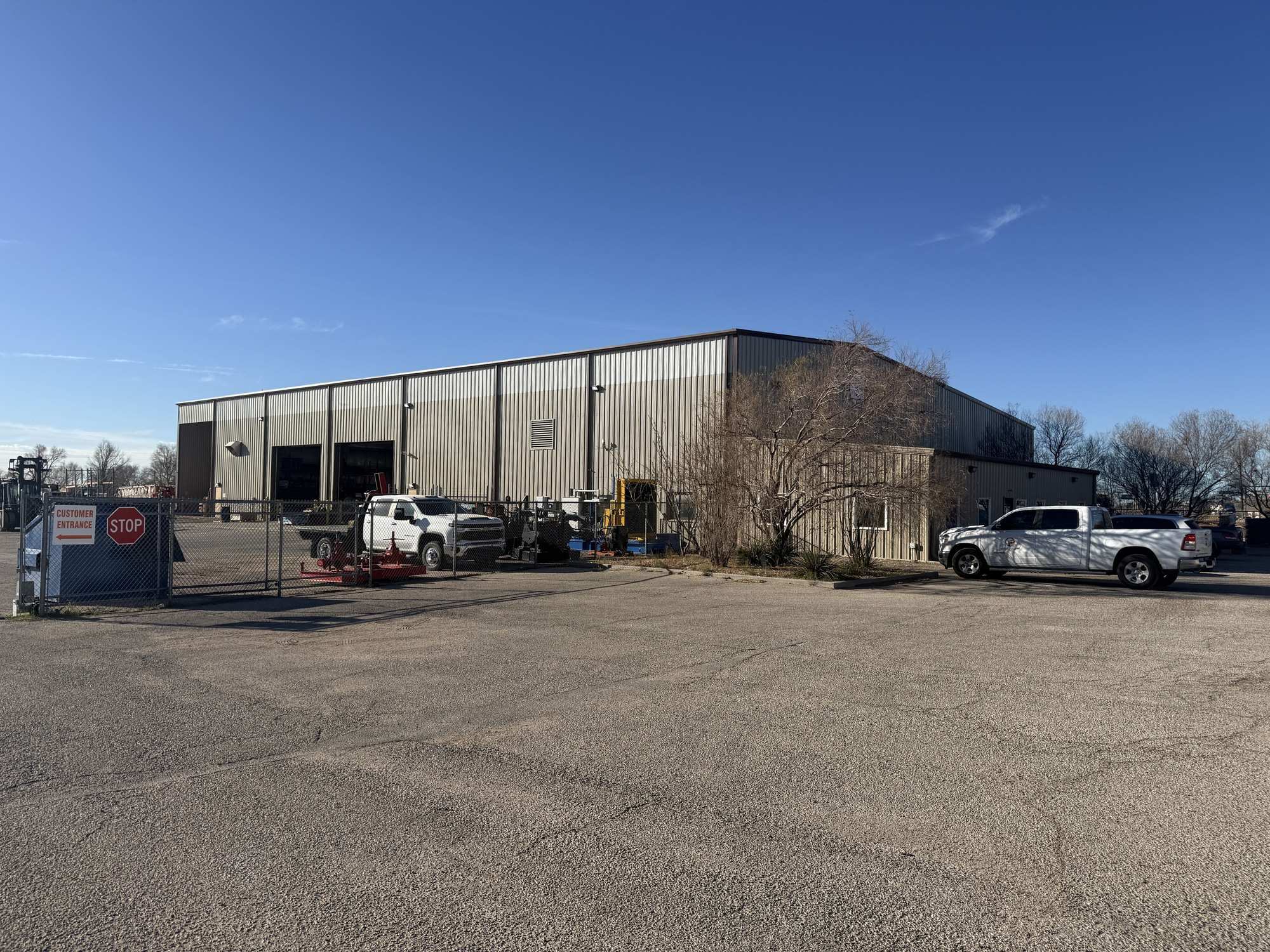 3209 W Industrial Ave, Midland, TX for lease Primary Photo- Image 1 of 6