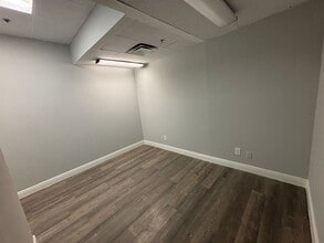 2121 S Hiawasee Rd, Orlando, FL à louer Photo intérieure- Image 1 de 4