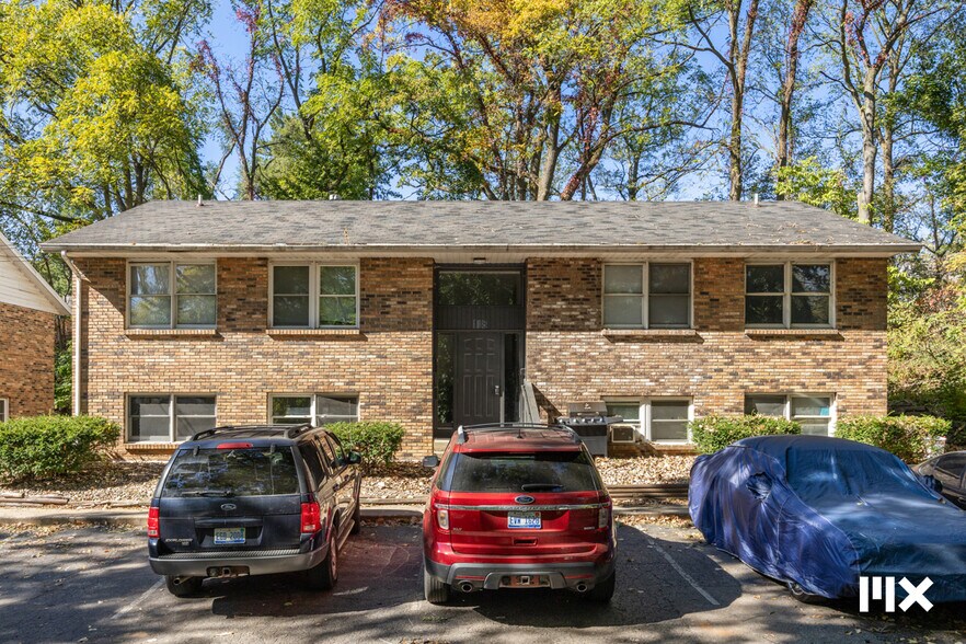 118-130 S Clarendon St, Kalamazoo, MI à vendre - Photo du bâtiment - Image 2 de 22