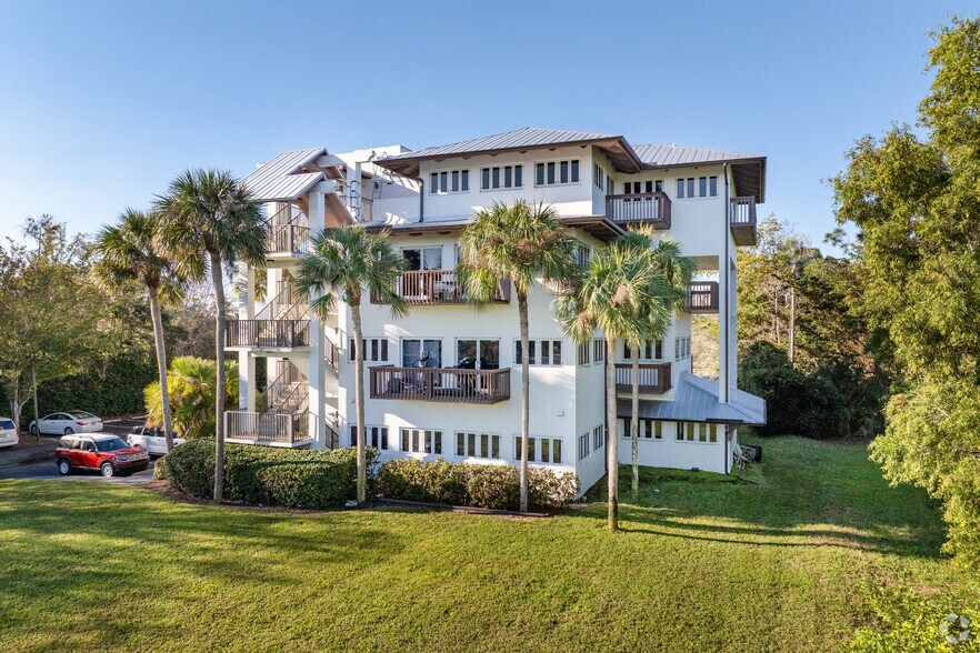 4532 Tamiami Trl E, Naples, FL à louer - Photo du bâtiment - Image 2 de 29