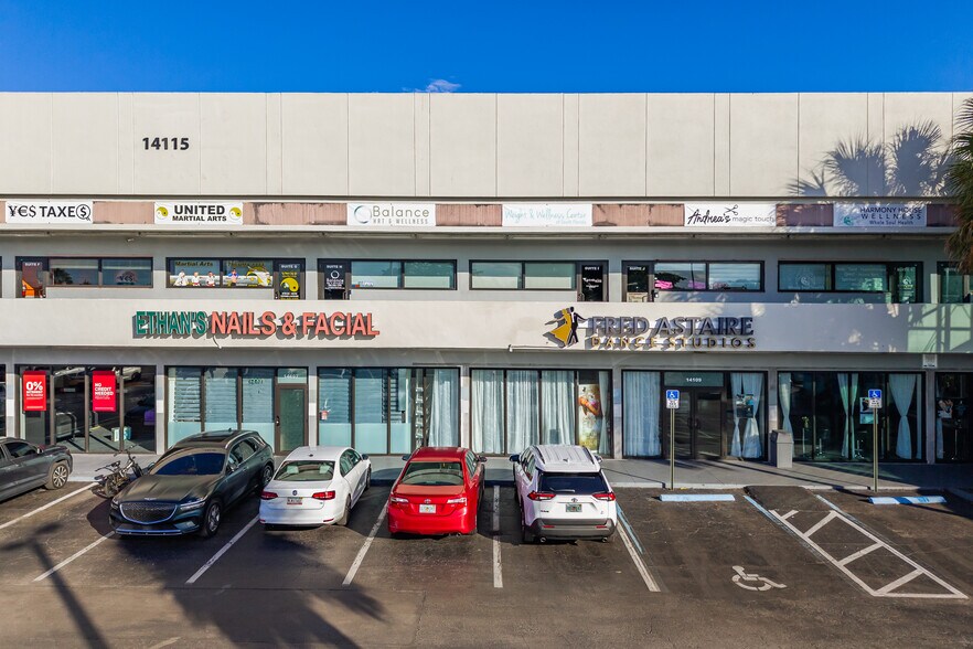 14101-14115 S Dixie Hwy, Palmetto Bay, FL à louer - Photo du bâtiment - Image 2 de 9