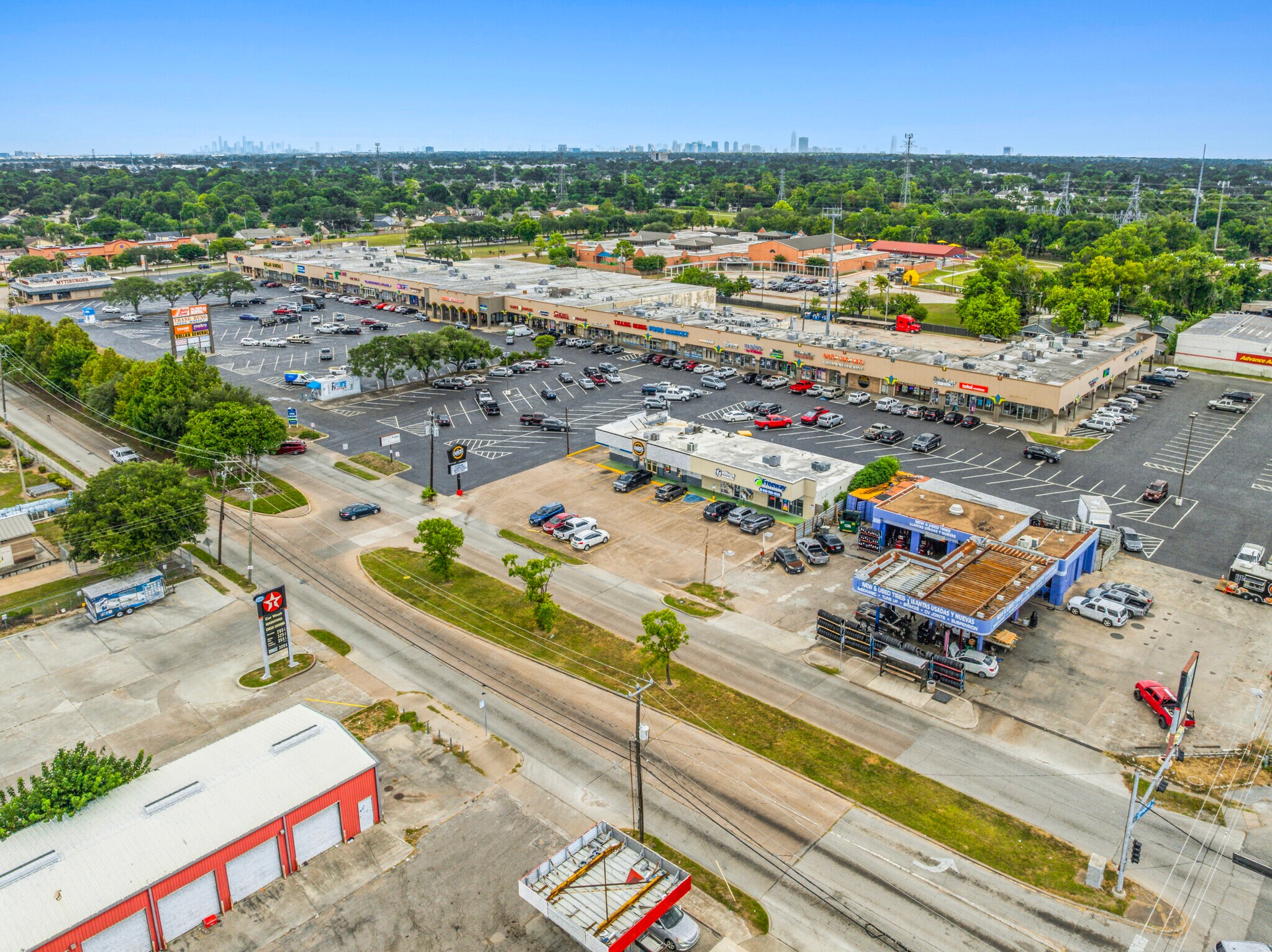 9401-9495 Kempwood Dr, Houston, TX for sale Building Photo- Image 1 of 4