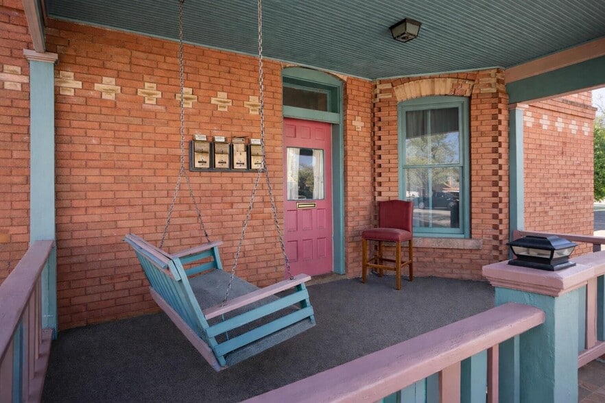 820 Macon Ave, Canon City, CO à vendre - Photo du bâtiment - Image 2 de 33