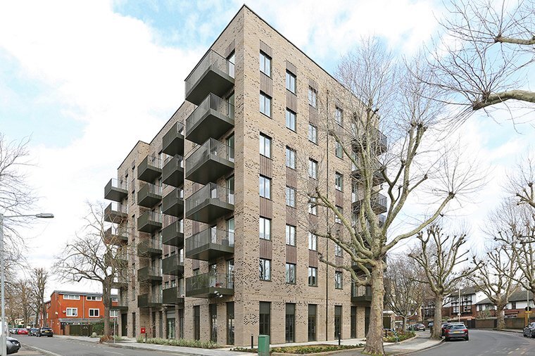 345 Southwark Park Rd, London for lease Primary Photo- Image 1 of 4