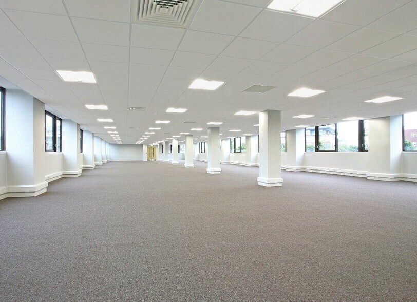 3 Onslow St, Guildford à louer - Photo du bâtiment - Image 3 de 12