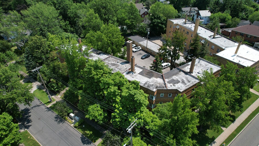 2715 Noble Rd, Cleveland Heights, OH for sale - Building Photo - Image 3 of 3