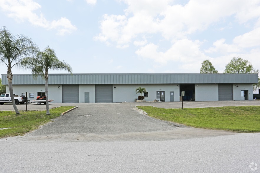 1598 Apex Rd, Sarasota, FL à vendre - Photo du bâtiment - Image 3 de 4