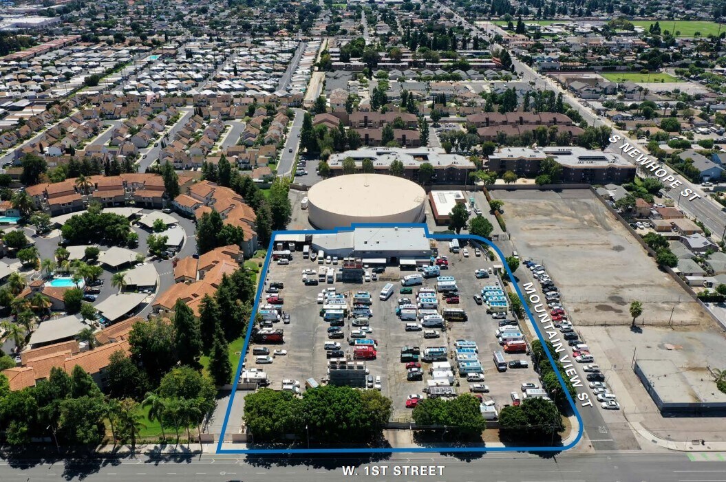 4320 W 1st St, Santa Ana, CA à vendre Photo du bâtiment- Image 1 de 1