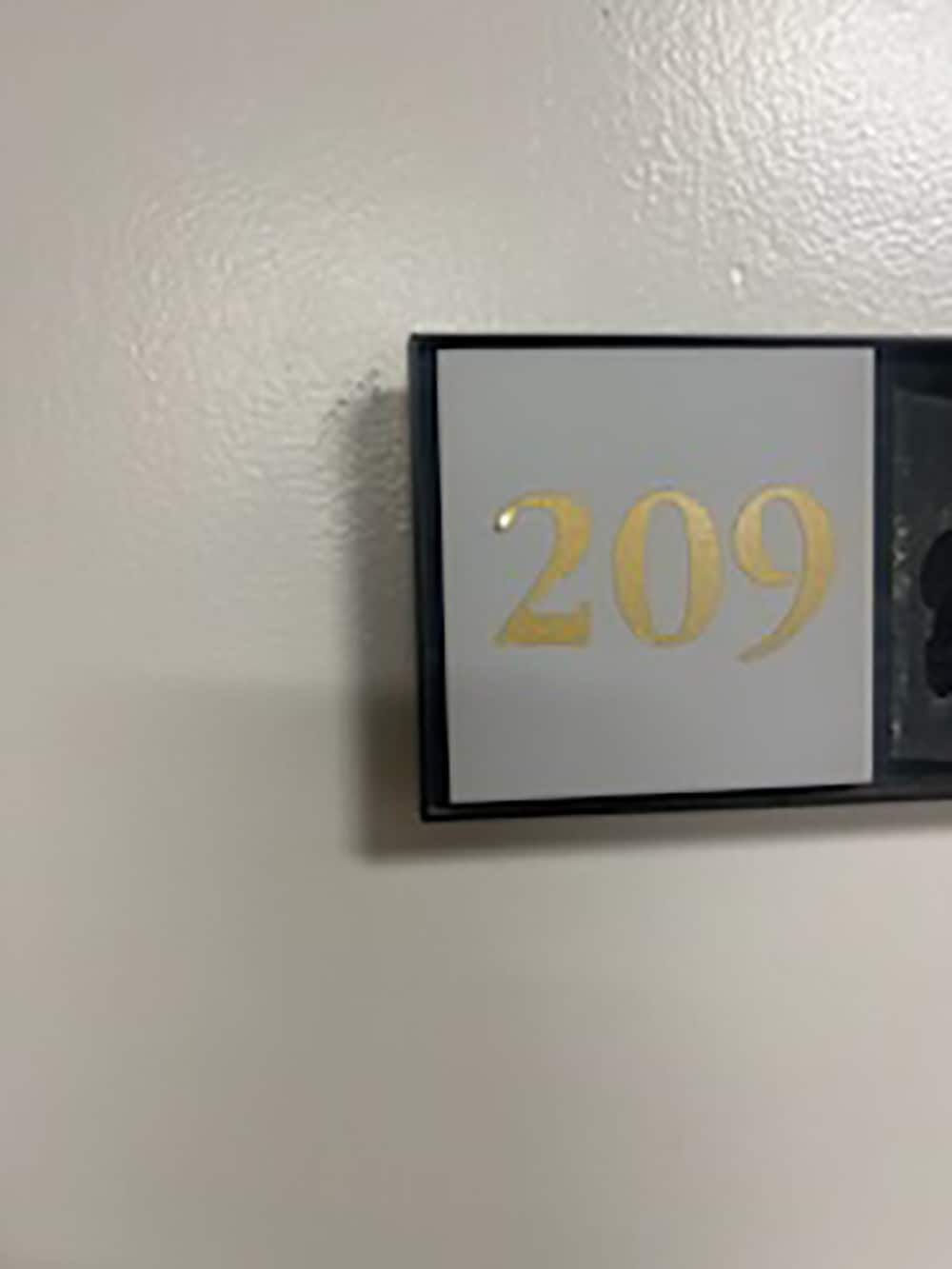 14827 Ventura Blvd, Sherman Oaks, CA à louer Photo intérieure- Image 1 de 9