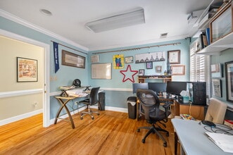 4728 Park Rd, Charlotte, NC for lease Interior Photo- Image 2 of 2
