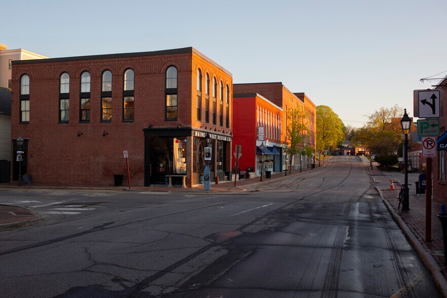160 Front St, Bath, ME à louer - Photo du bâtiment - Image 3 de 15