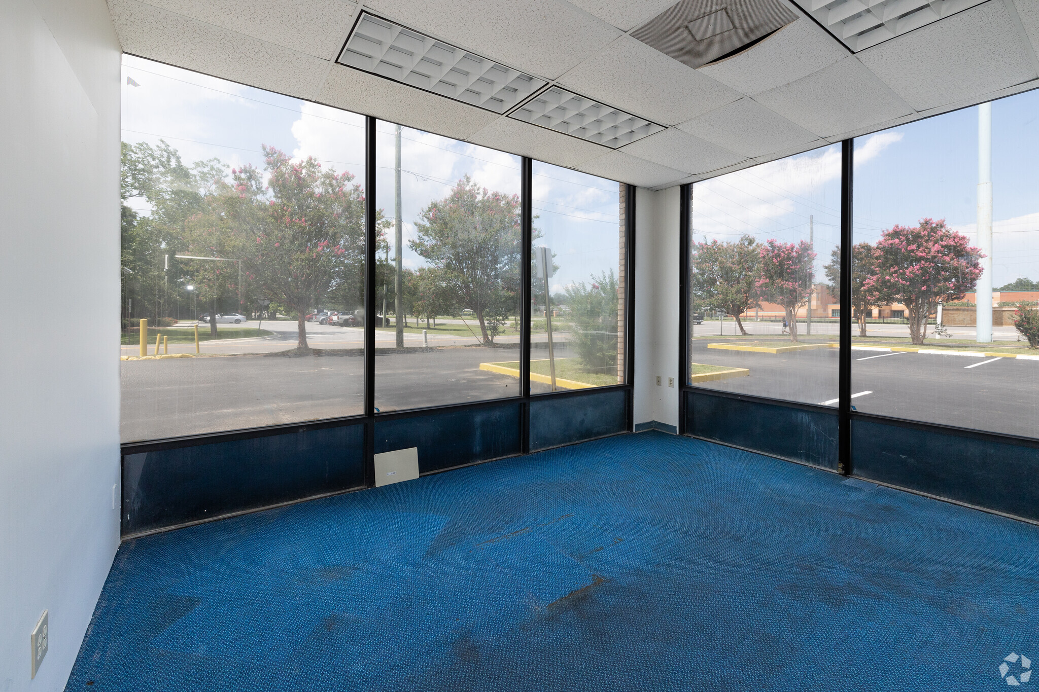 5353 N Palafox St, Pensacola, FL for lease Interior Photo- Image 1 of 5