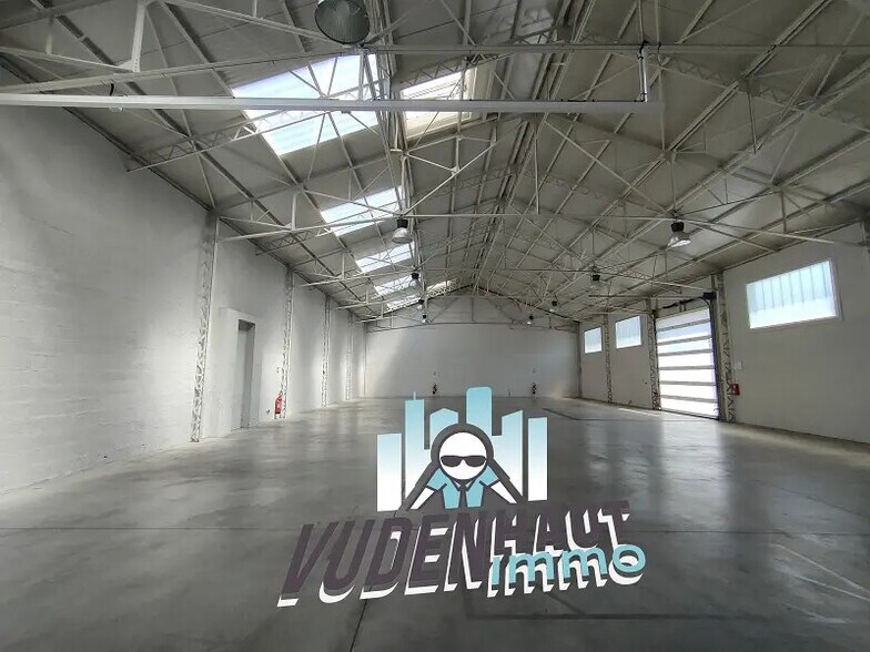 Flex dans Toulouse à louer - Photo du bâtiment - Image 2 de 9