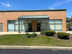 3577 E New York St, Aurora, IL for lease Building Photo- Image 2 of 4