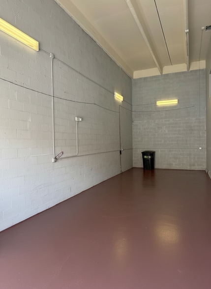4616 NW 133rd St, Opa Locka, FL for lease - Building Photo - Image 2 of 15