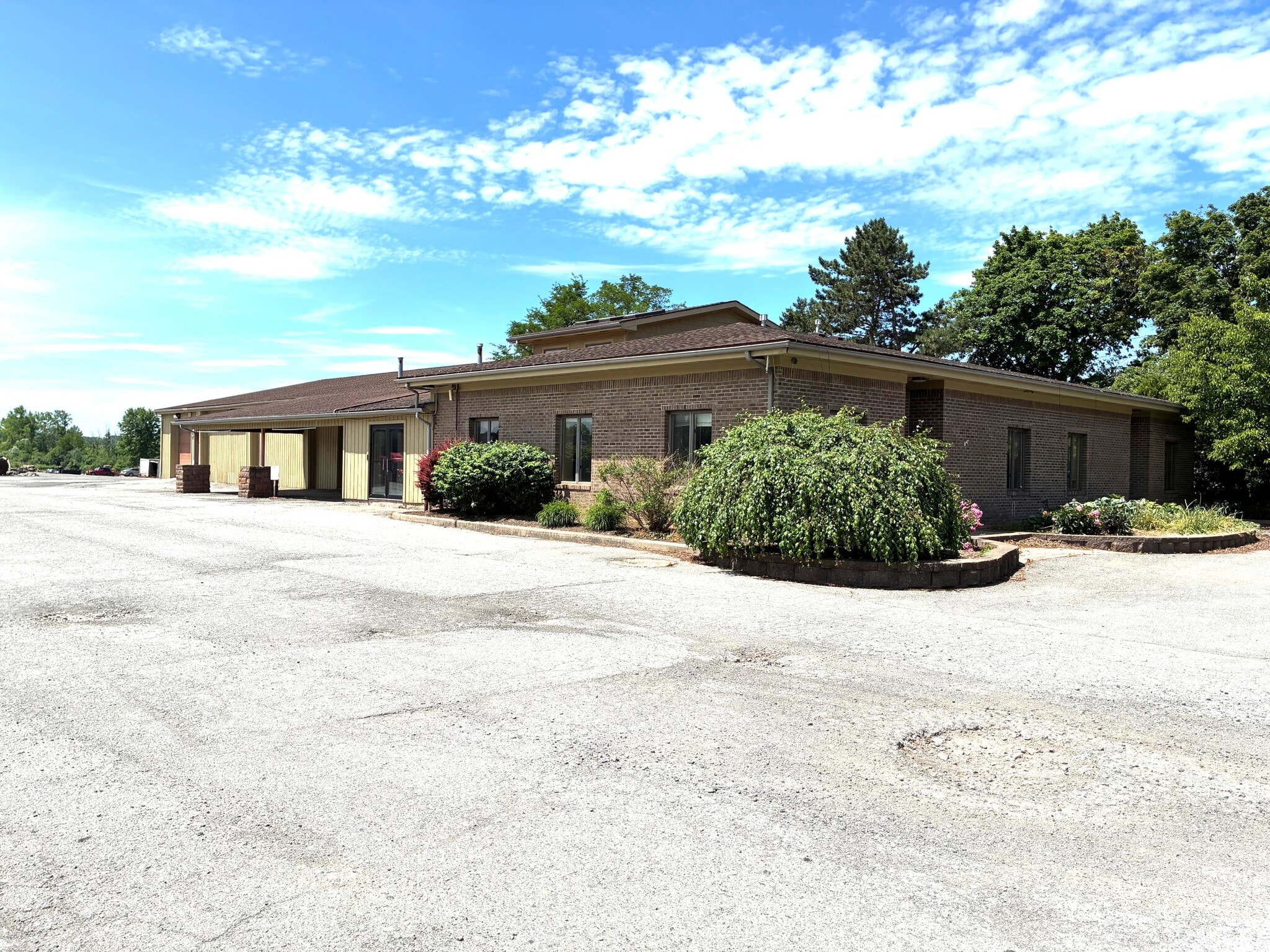 1249 Lehigh Station Rd, Henrietta, NY for lease Building Photo- Image 1 of 21