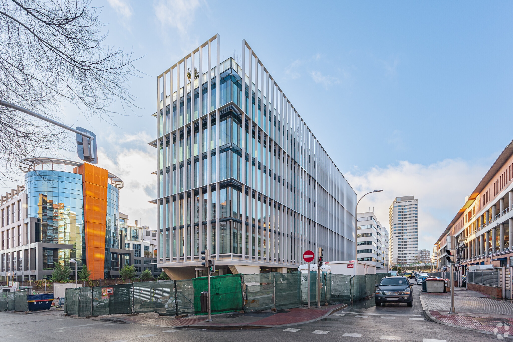 Avenida Manoteras, 28, Madrid, Madrid à louer Photo principale- Image 1 de 5