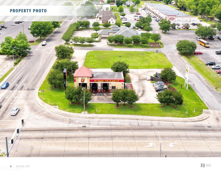 3120 Ambassador Caffery Pky, Lafayette, LA à vendre - Photo du bâtiment - Image 3 de 9