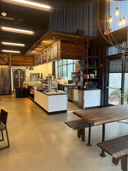 1011 Morris Ave, Union Township, NJ à vendre - Photo du bâtiment - Image 2 de 4