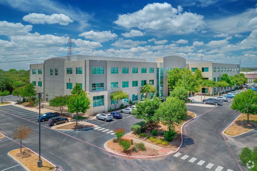 4350 Lockhill Selma Rd, Shavano Park, TX à louer - Photo du bâtiment - Image 3 de 5