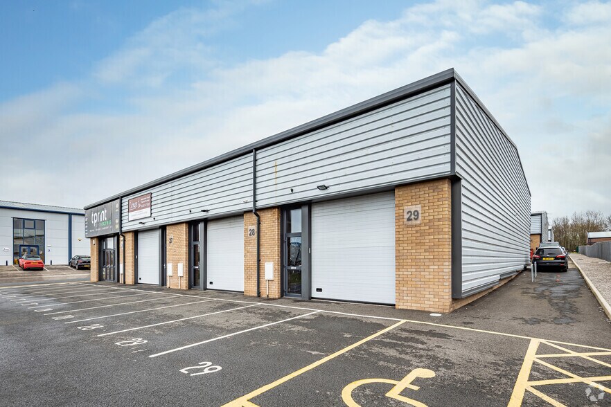 Kincraig Rd, Blackpool for lease - Building Photo - Image 2 of 2