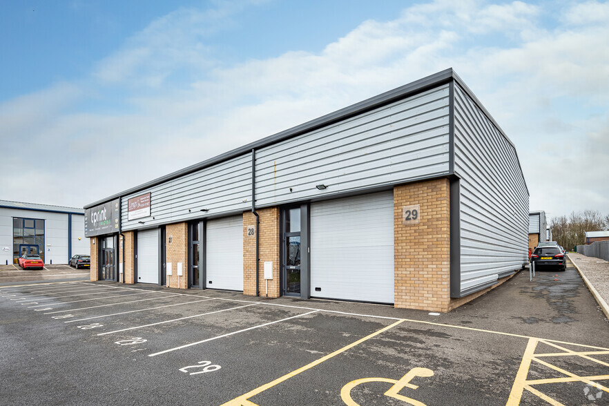 Kincraig Rd, Blackpool for lease - Building Photo - Image 3 of 6