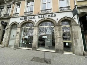 Retail in Lyon for lease Building Photo- Image 1 of 6