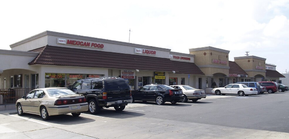 1087-1097 Baker St, Costa Mesa, CA for lease - Building Photo - Image 1 of 2