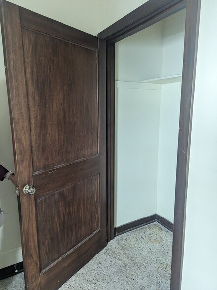 125 N 4th St, Lafayette, IN à louer - Photo intérieure - Image 3 de 25