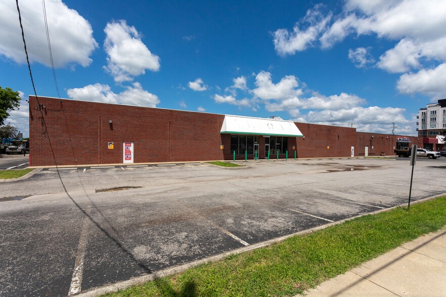 836-838 Dickerson Pike, Nashville, TN for lease - Building Photo - Image 2 of 4