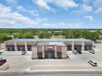 Plus de détails pour 1009 E 4th St, Lampasas, TX - Commerce de détail à louer