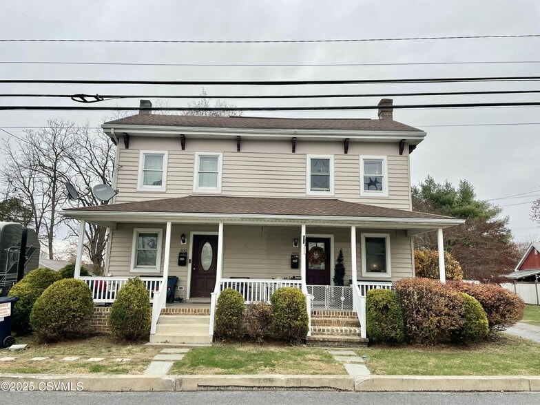 300-302 N 3rd St, Mifflinburg, PA for sale - Primary Photo - Image 1 of 22