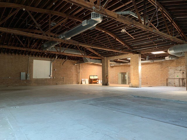 340 N Ogden Ave, Chicago, IL for sale - Building Photo - Image 2 of 4