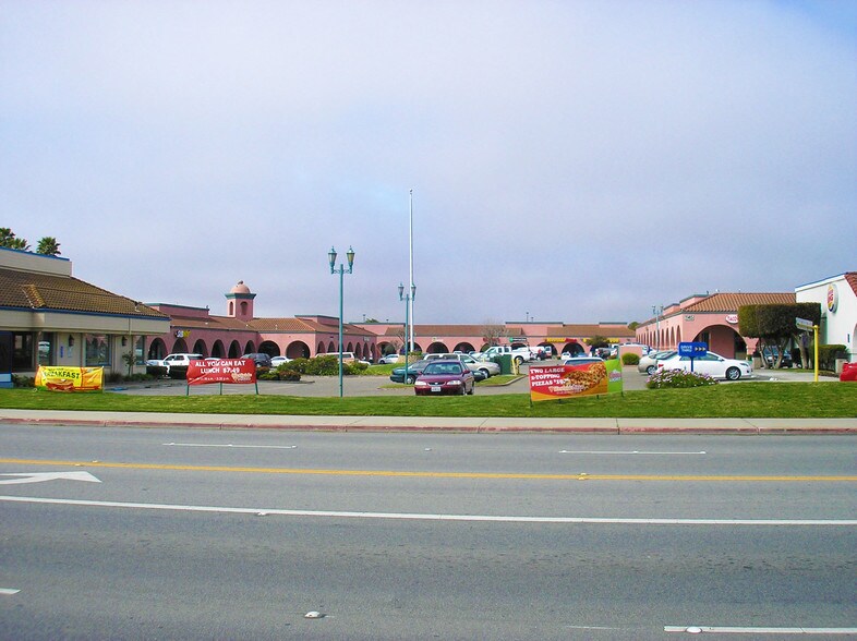 1129-1153 N H St, Lompoc, CA à louer - Photo du bâtiment - Image 2 de 21