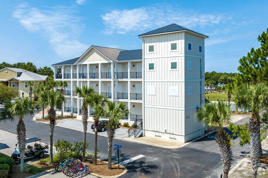 6904 W County Highway 30A, Santa Rosa Beach, FL à vendre - Photo principale - Image 1 de 43