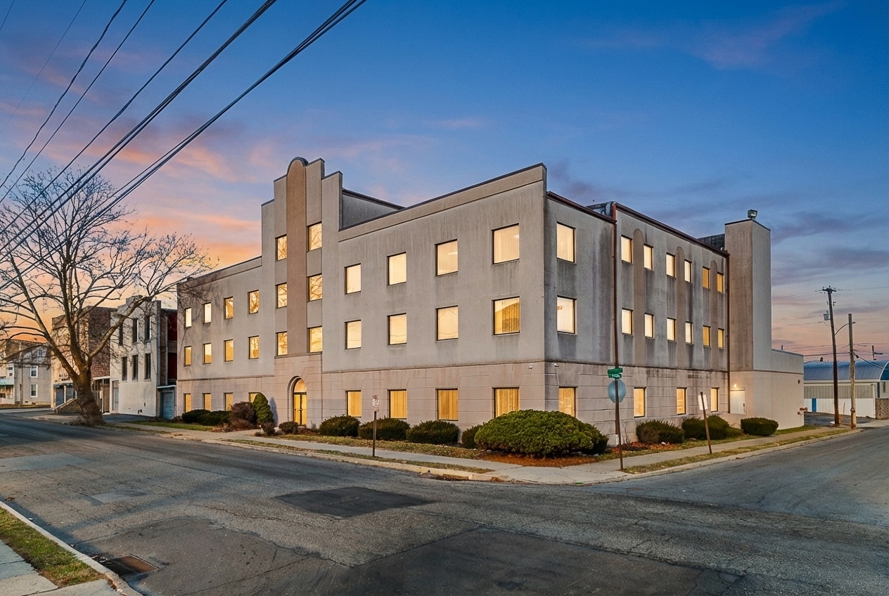 1227 W Liberty St, Allentown, PA for sale Primary Photo- Image 1 of 128