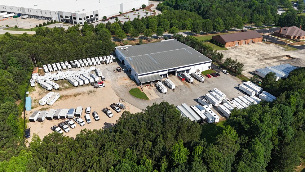 190 Westridge Industrial Blvd, McDonough, GA for lease - Building Photo - Image 2 of 9