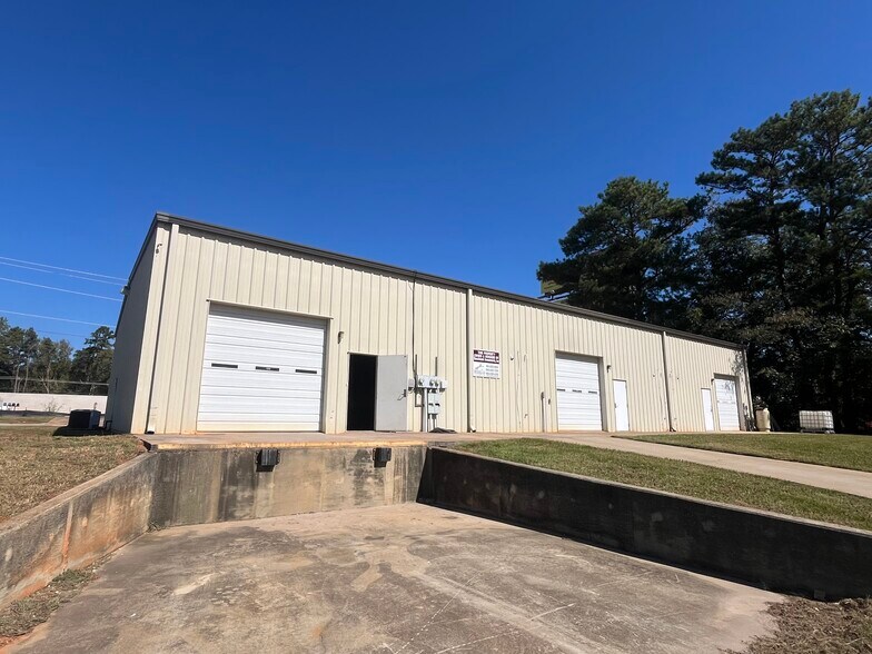 474 Hampshire Dr, Gaffney, SC à louer - Photo du bâtiment - Image 2 de 18