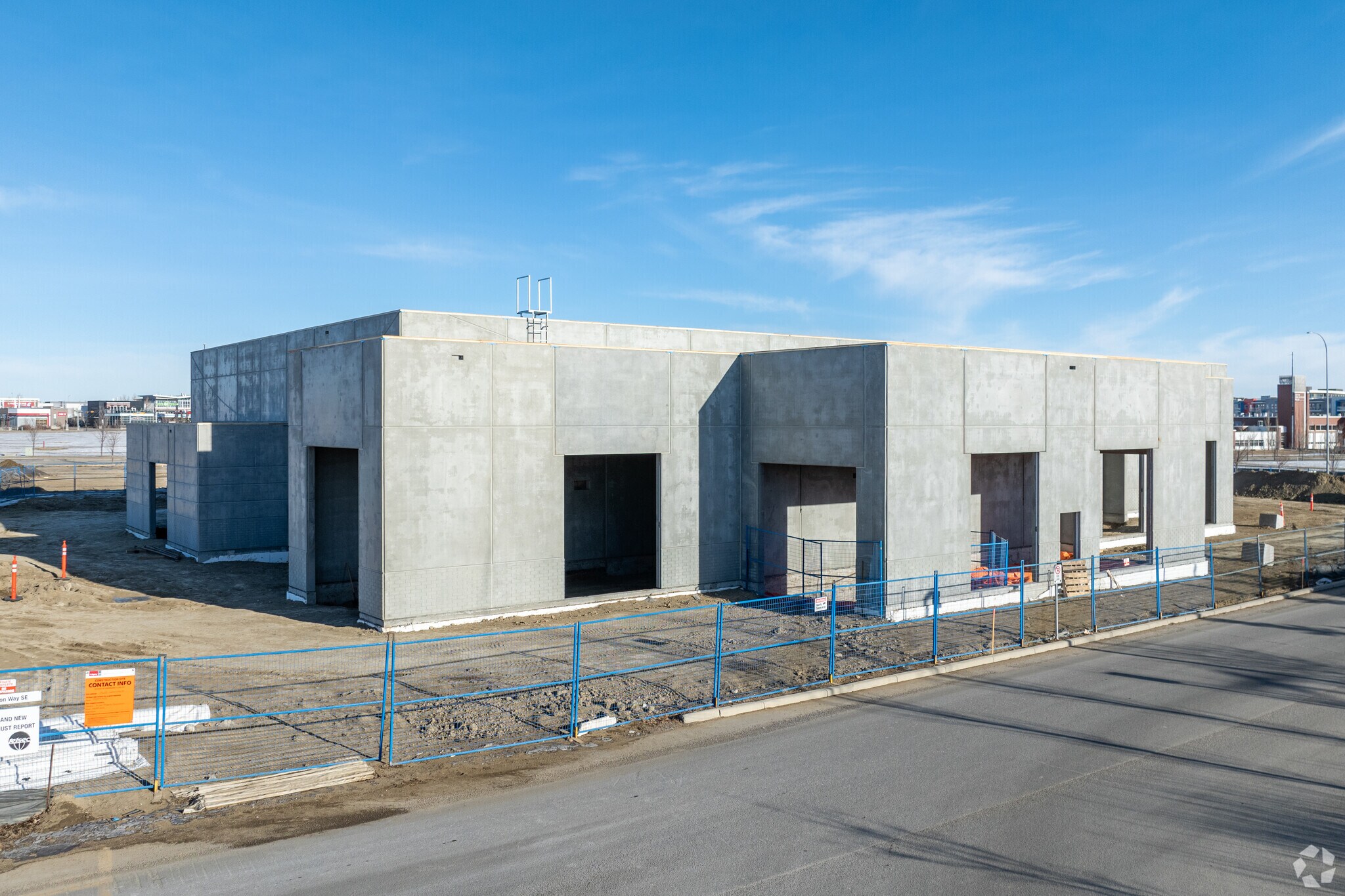 19611 Seton Way SE, Calgary, AB à vendre Photo principale- Image 1 de 1