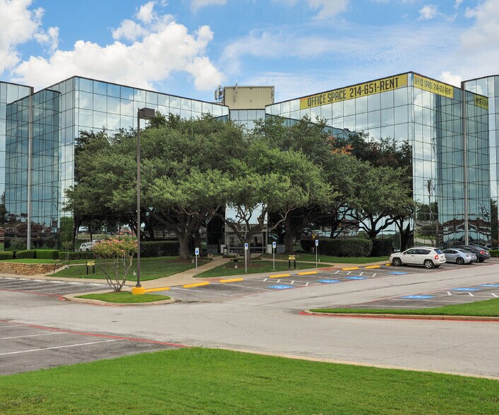 4425 W Airport Fwy, Irving, TX à louer - Photo du bâtiment - Image 2 de 5