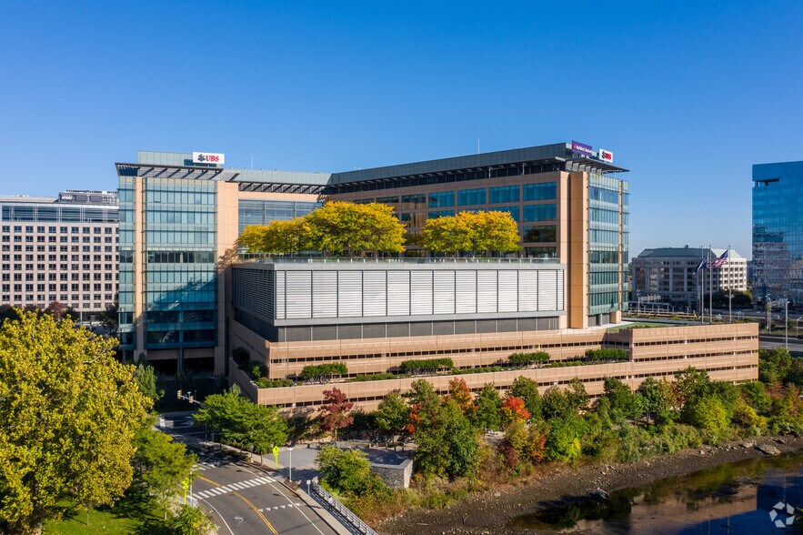 600 Washington Blvd, Stamford, CT à louer - Photo du bâtiment - Image 1 de 21