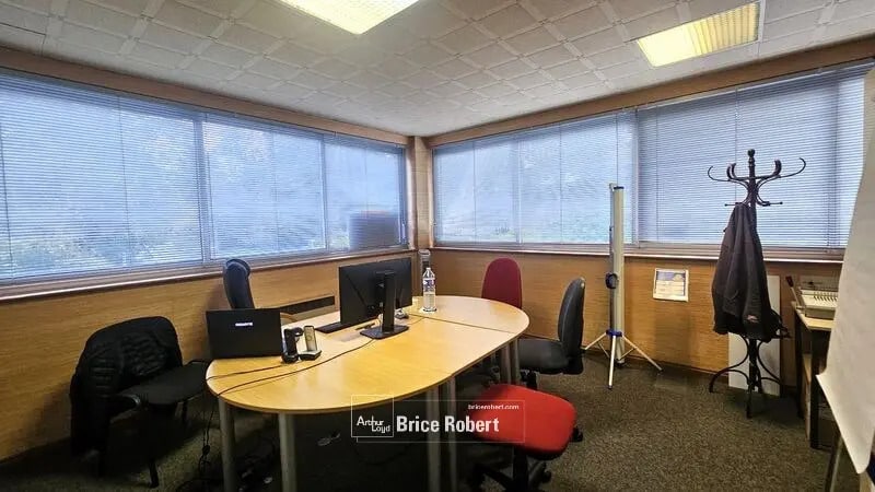 Bureau dans Limonest à louer - Photo intérieure - Image 2 de 4