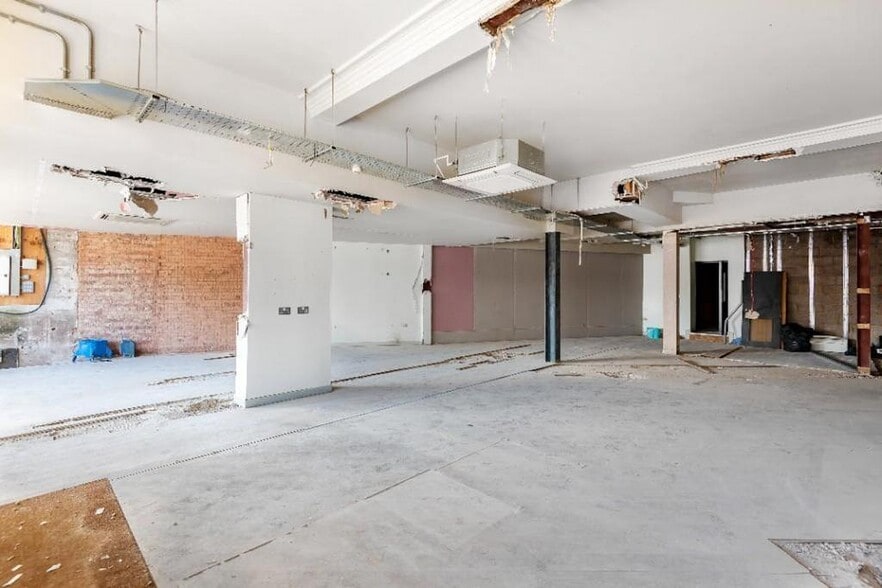 29-31 Bridge St, Pinner à louer - Photo intérieure - Image 3 de 9