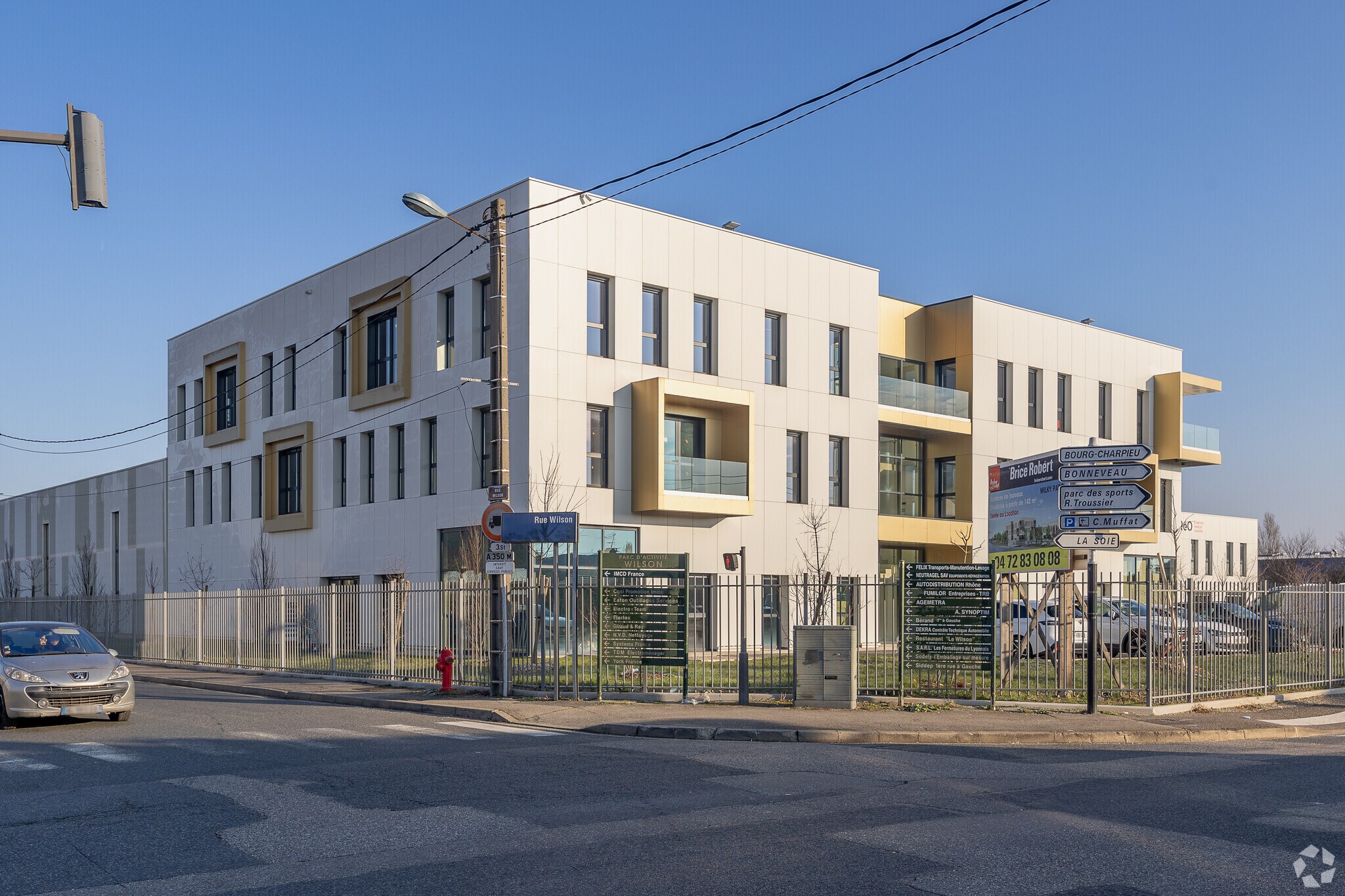 55 Rue Emile Zola, 69150 Décines-Charpieu, Décines-Charpieu à vendre Photo principale- Image 1 de 5